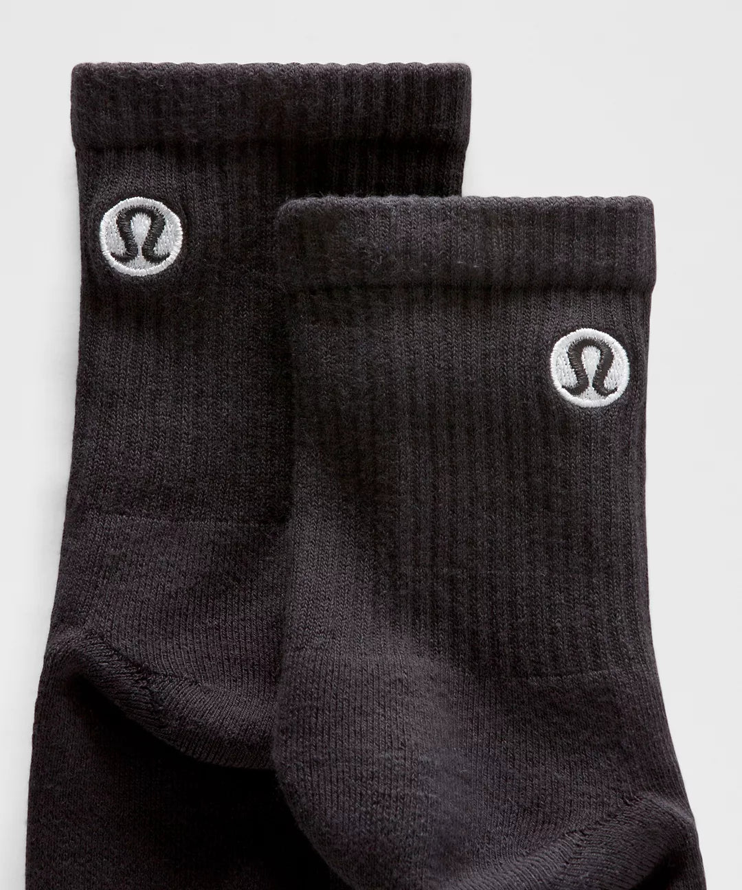 Unisex Daily Essential Quarter Socks