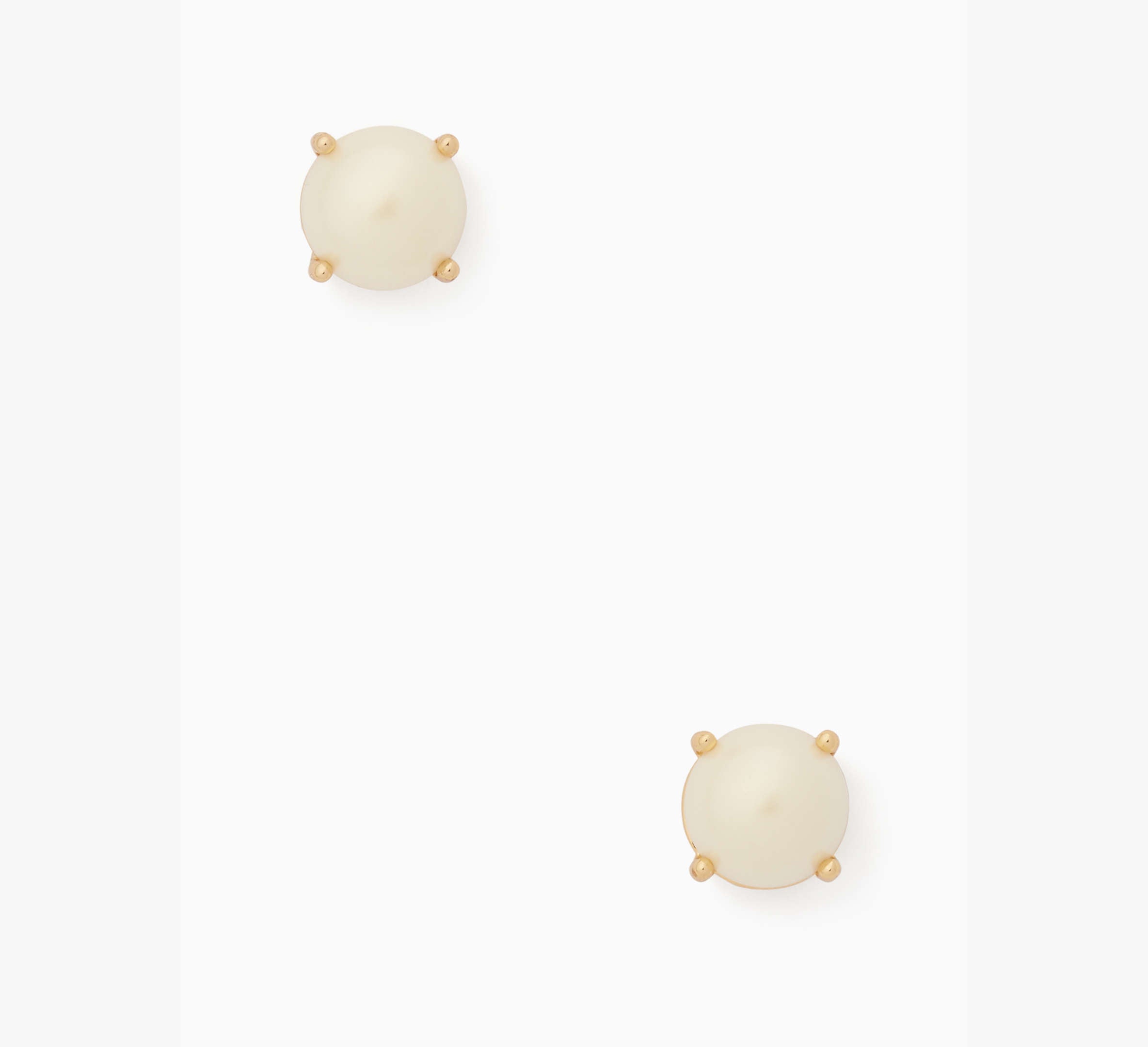 Pearl Gumdrop Studs