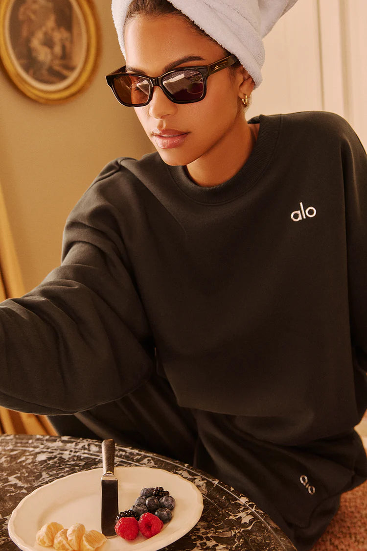 Accolade Crew Neck Pullover