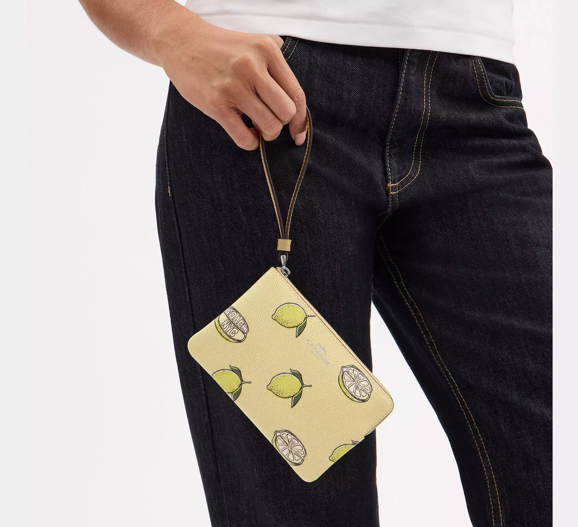 Corner Zip Wristlet In Signature Canvas