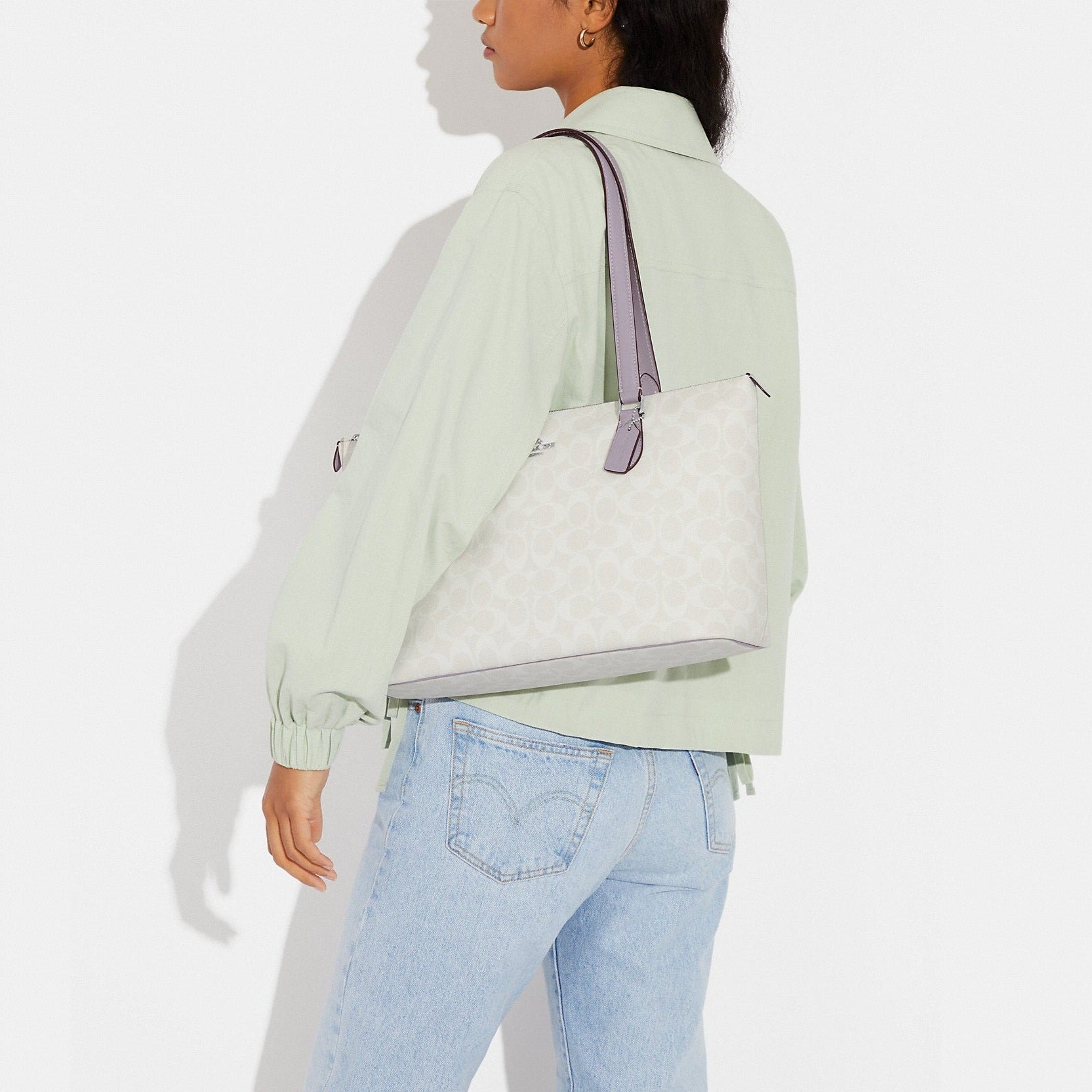 Gallery Tote In Signature Canvas