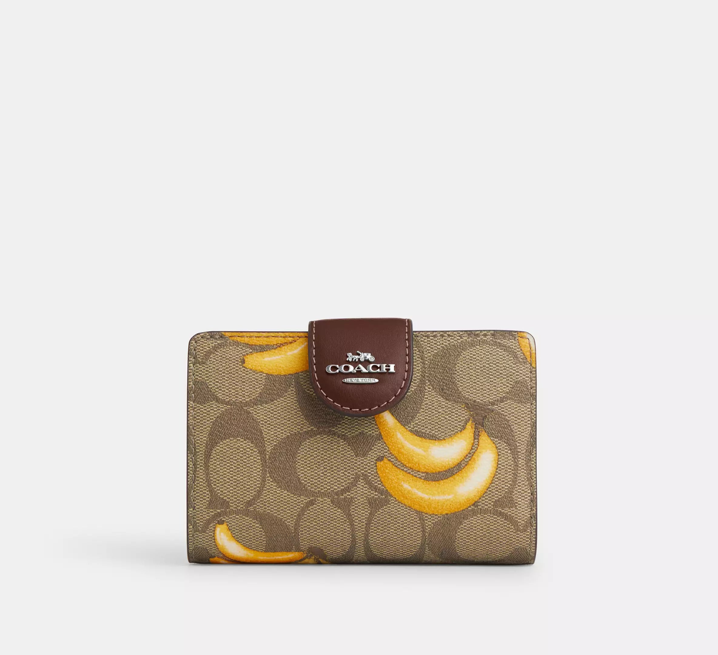 Coach Outlet - Medium Corner Zip Wallet In Signature Canvas With Banana Print | Cartera para Dama