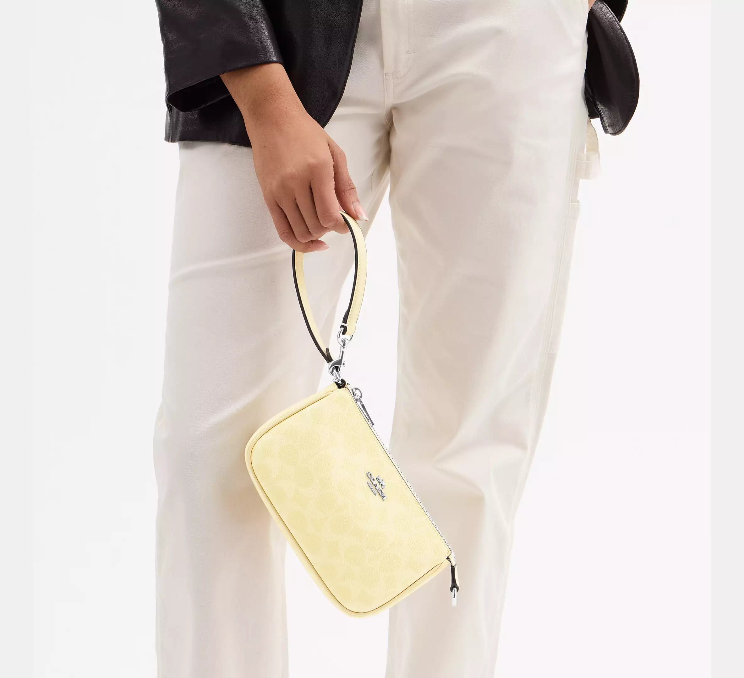 Nolita 19 In Signature Canvas