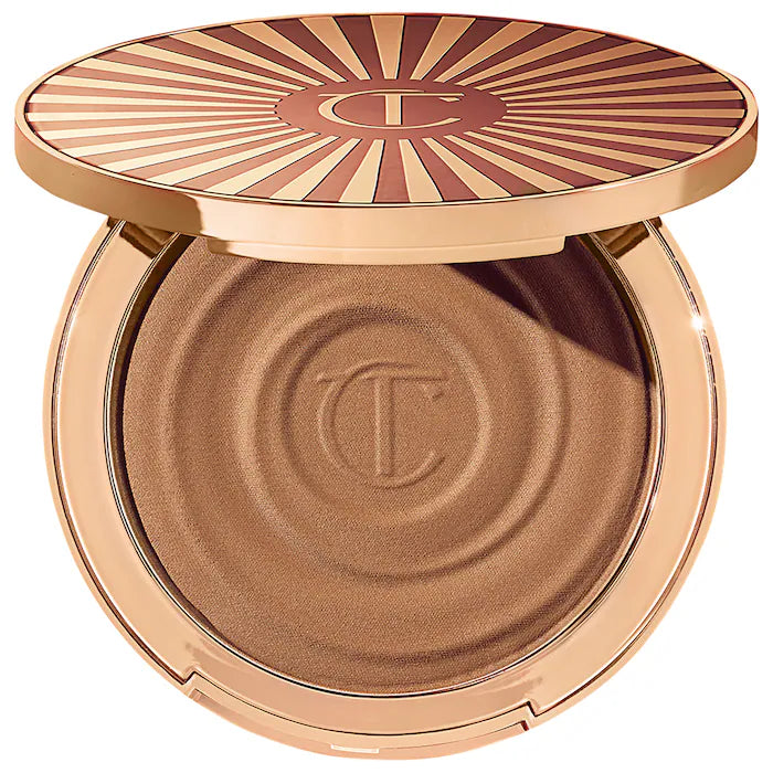 Charlotte Tilbury - Beautiful Skin Sun-Kissed Glow Cream Bronzer | Hidratación y Duración de 16h