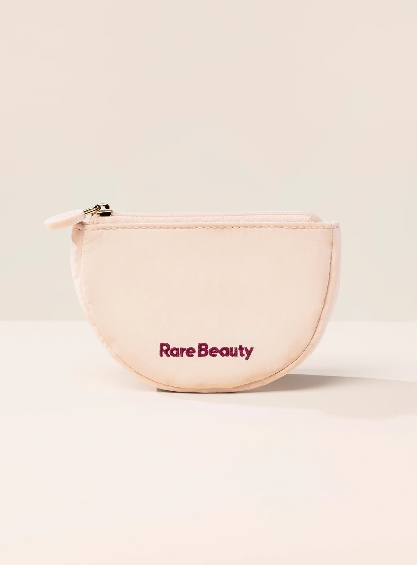 Rare Beauty - Powder Pouch | Bolsa para Viajar Elegancia y Organización en Tu Mano