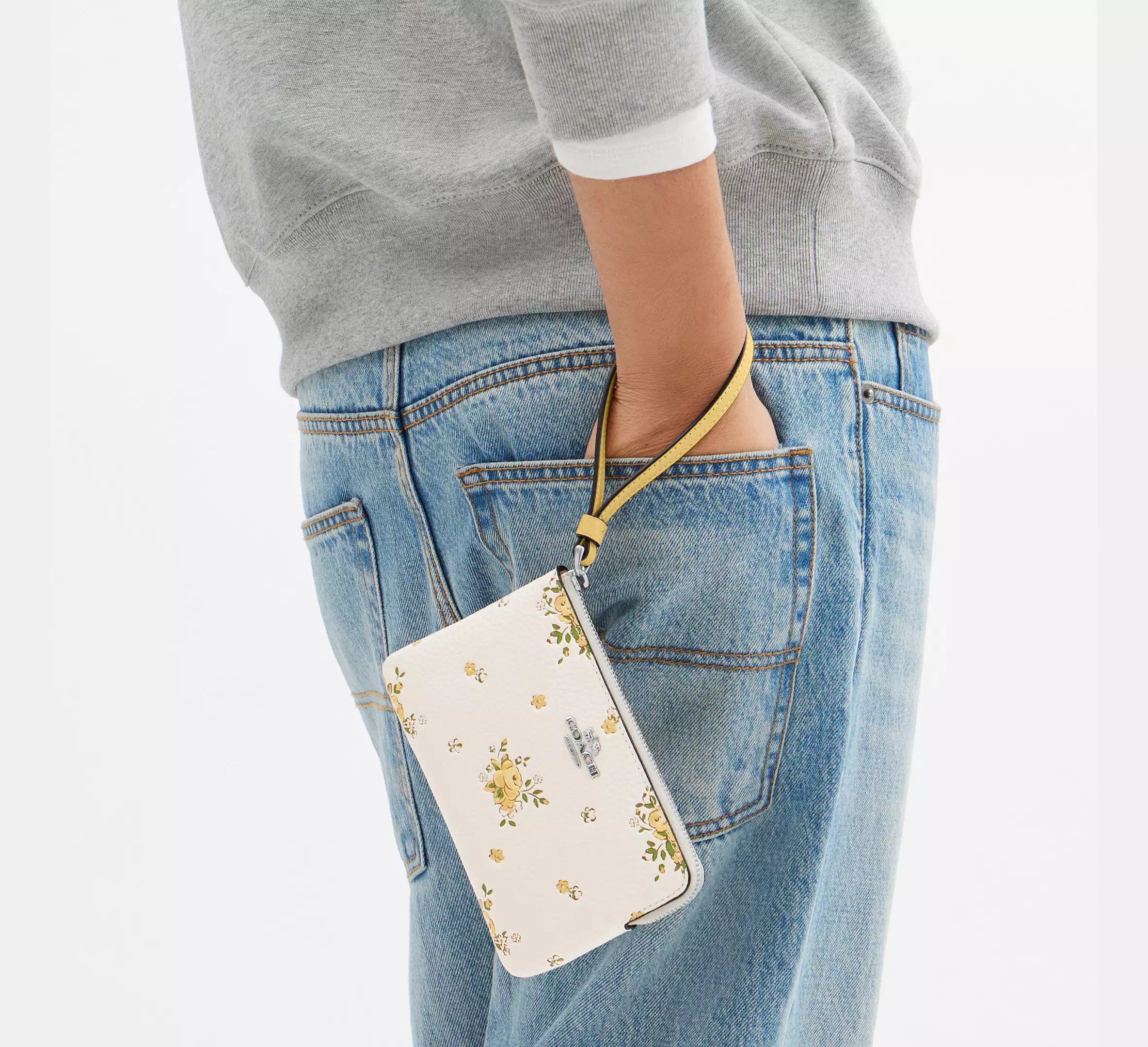 Corner Zip Wristlet In Signature Canvas