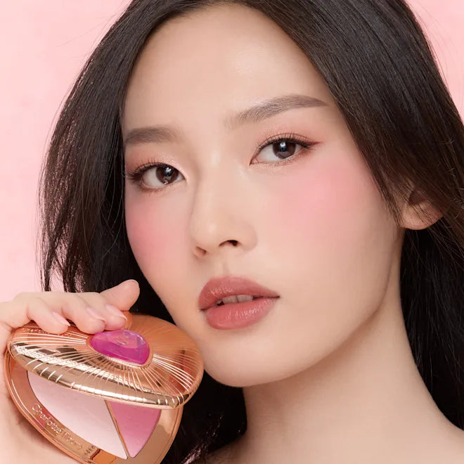 Pillow Talk Beauty Soulmates Airbrush Flawless Finish Brightening and Blush Powder Palette