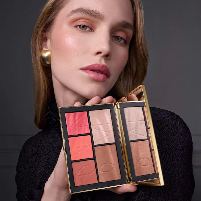 Pure Luxury Light Reflecting Face & Eye Palette